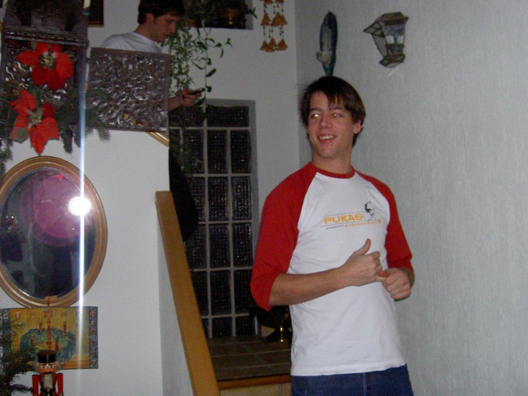 Click for original image 683k 2048x1536